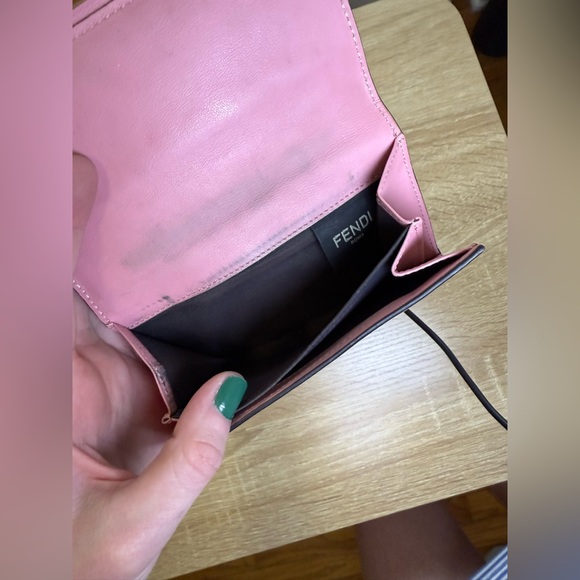 Fendi embossed FF logo wallet - Picture 4 of 10